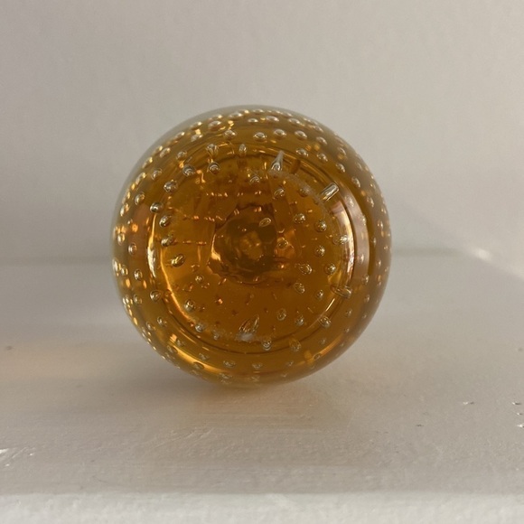 COPY - Vintage MCM Handcrafted Controlled Bubble 6” Glass Bud Vase Amber Base - Picture 5 of 6